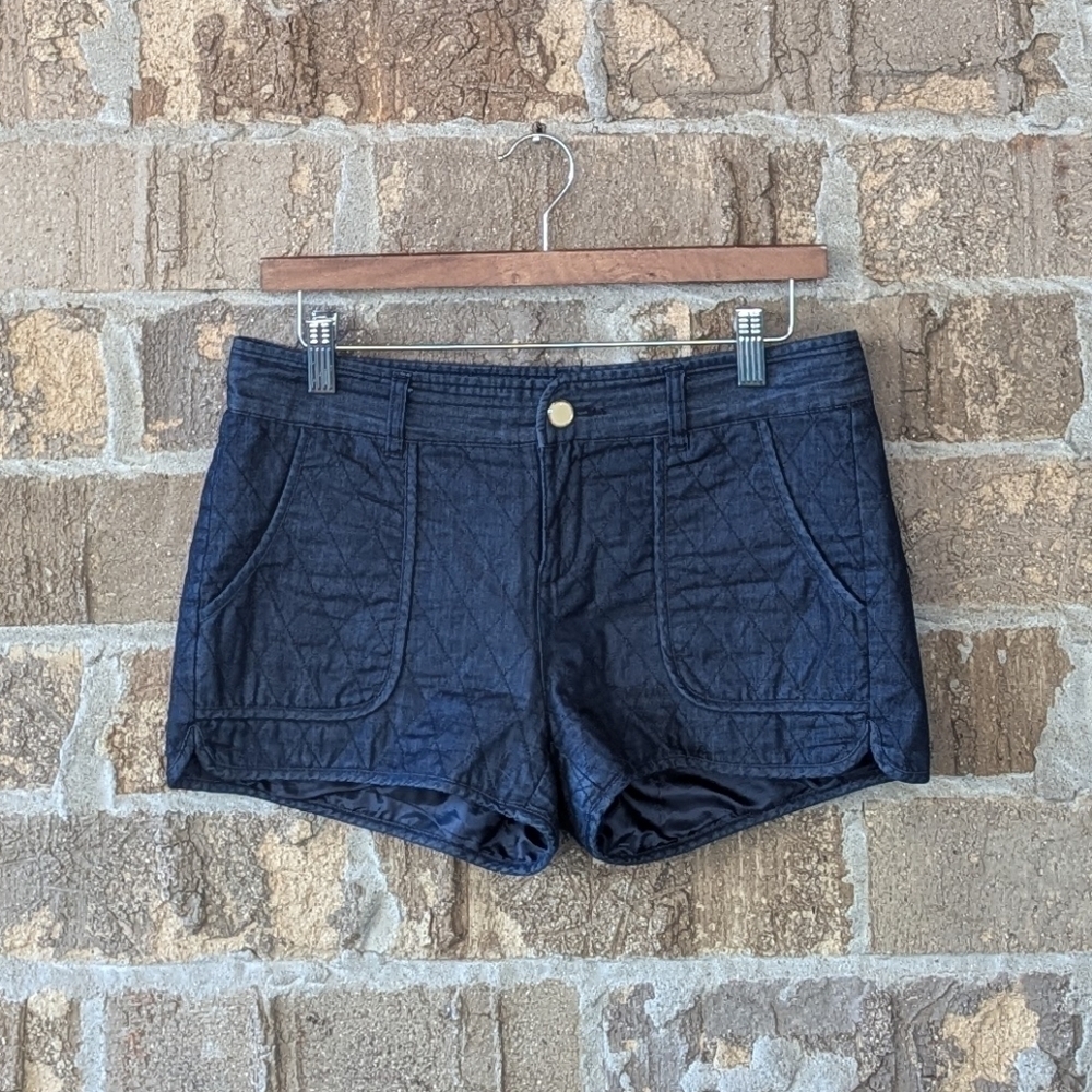 Ochirly Quilted Dark Chambray Patch Pocket Shorts Navy Blue
